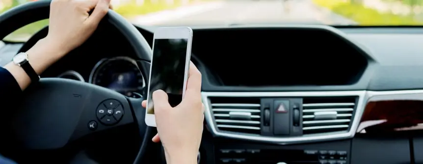 detroit distracted driving lawyer