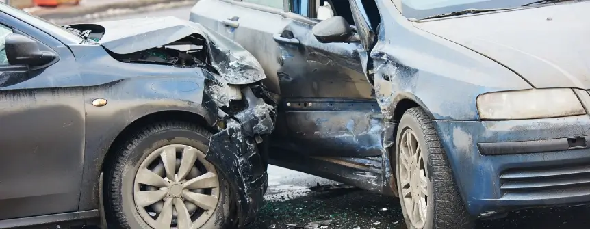 hire detroit t-bone accident lawyer